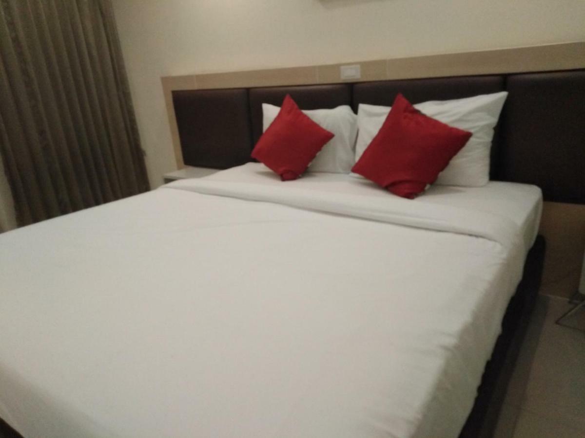 Taragrand Donmuang Airport Hotel Ban Rangsit Dış mekan fotoğraf
